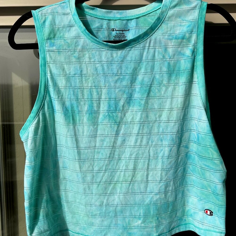 Champion sleeveless tie-dye beauty